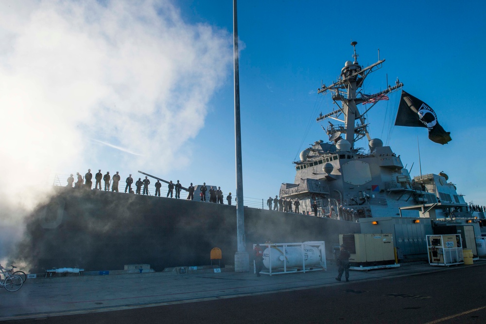 DVIDS - Images - USS William P. Lawrence [Image 2 of 5]