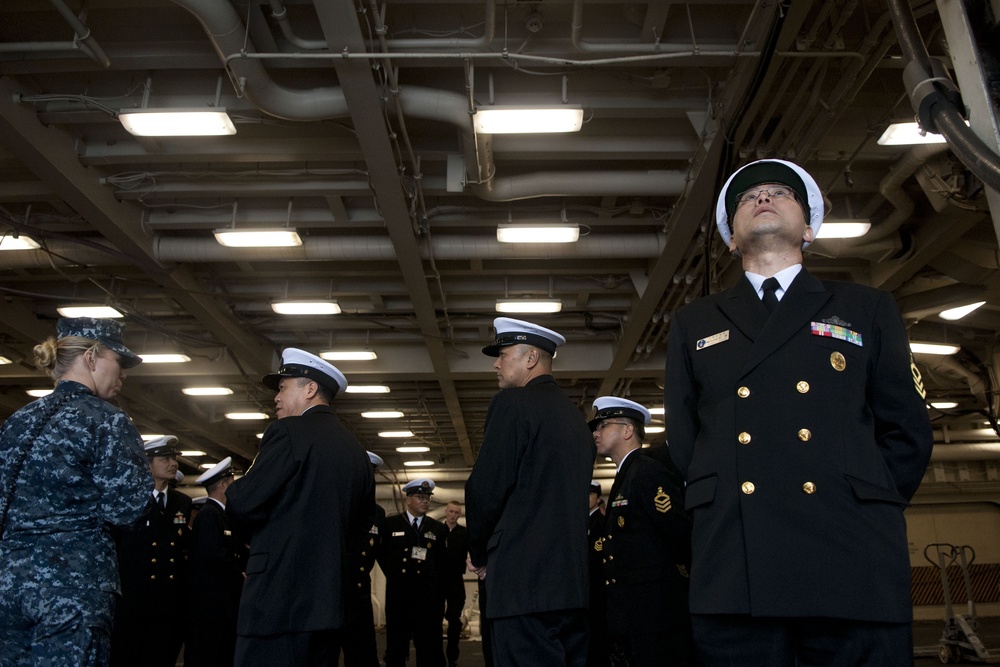 JMSDF chiefs visit USS Green Bay