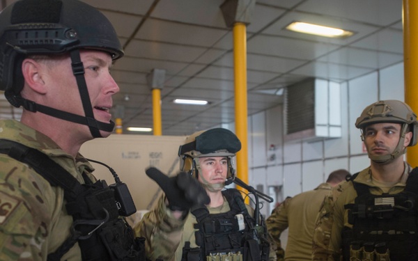 Training exercise aboard USNS Spearhead (T- EPF 1)