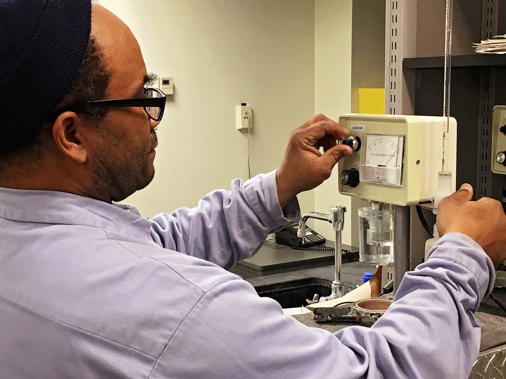 Electric conductivity test of water samples at Washington Aqueduct