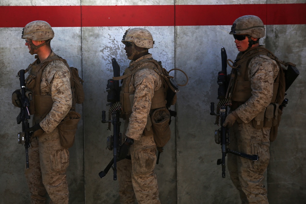 Marines of 1/1 blast through predeployment training