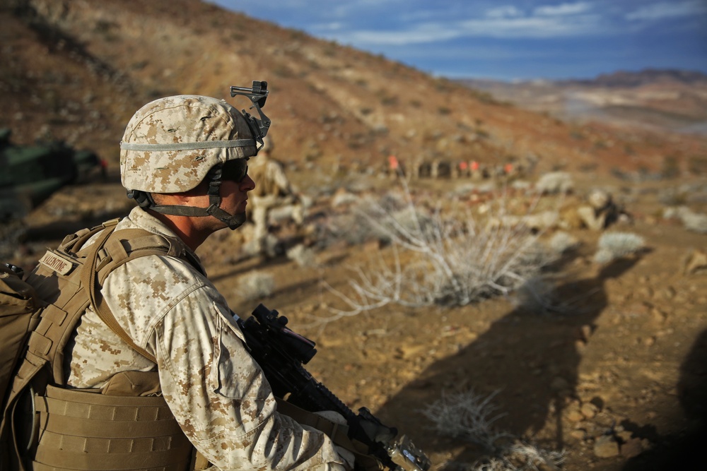 1st Marine Division provides security