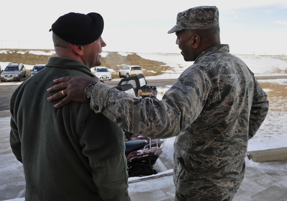 8th AF commander visits with bomber Airmen at Ellsworth