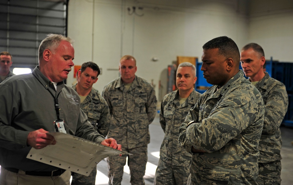 8th AF commander visits with bomber Airmen at Ellsworth