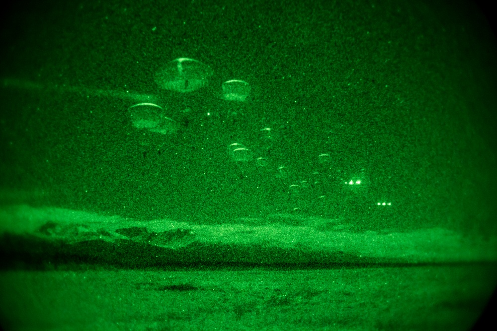 Spartan paratroopers conduct night jump operations