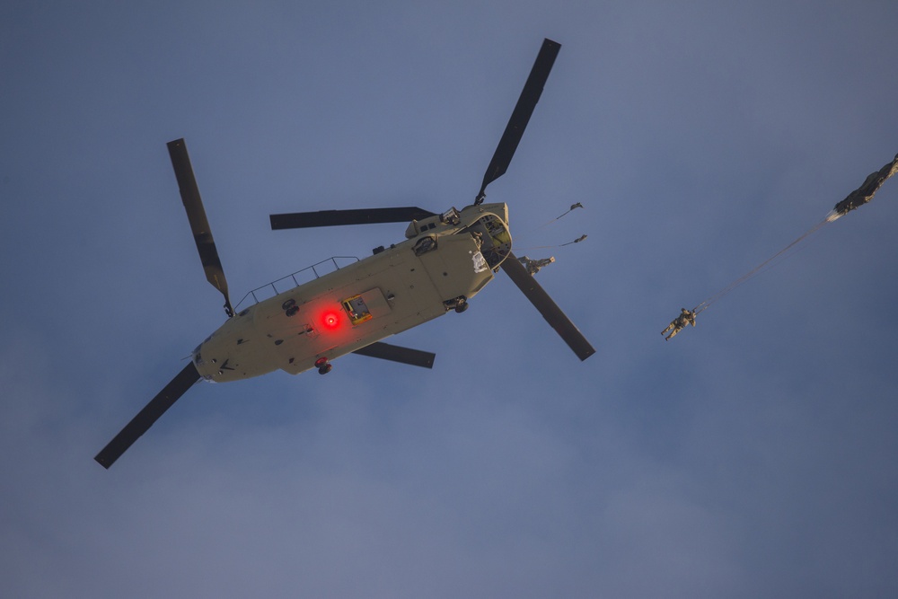 1-10 SFG (A) Chinook helicopter jump