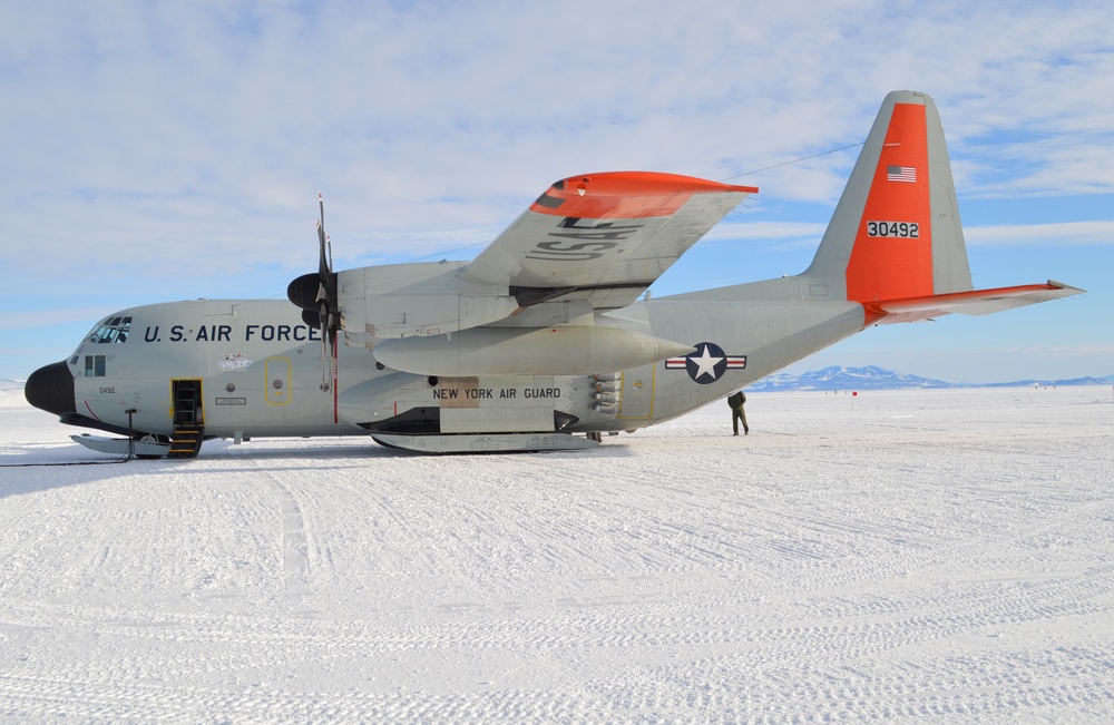 New York Air National Guard supports Operation Deep Freeze
