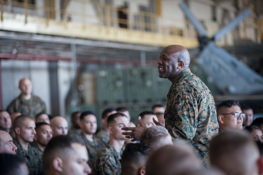 18th Sergeant Major of the Marine Corps visits Marines in New Orleans