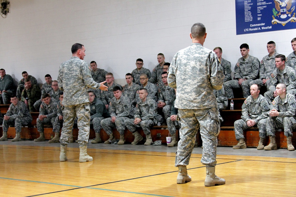 38th ID leader visits troops in Evansville, Jasper