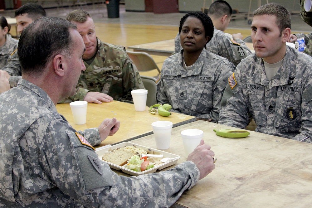 38th ID leader visits troops in Evansville, Jasper