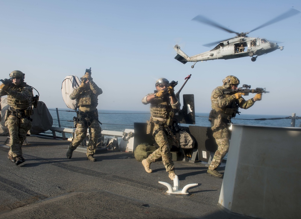 DVIDS - Images - VBSS demonstration [Image 5 of 6]