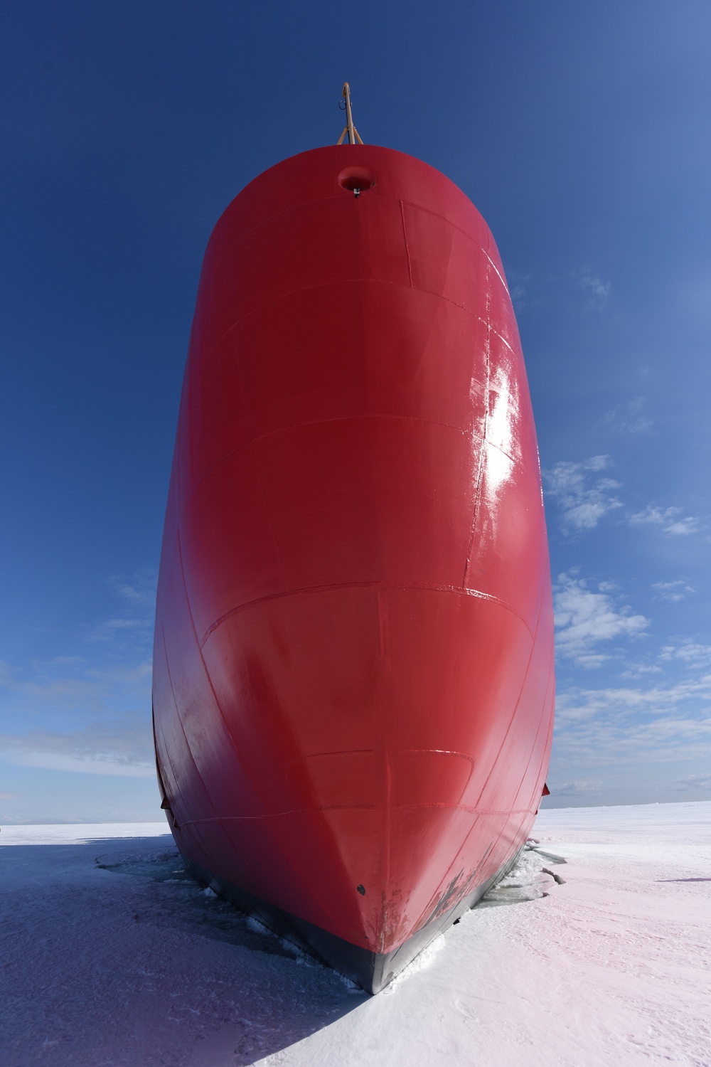 US Coast Guard Cutter Polar Star assists Operation Deep Freeze 2016