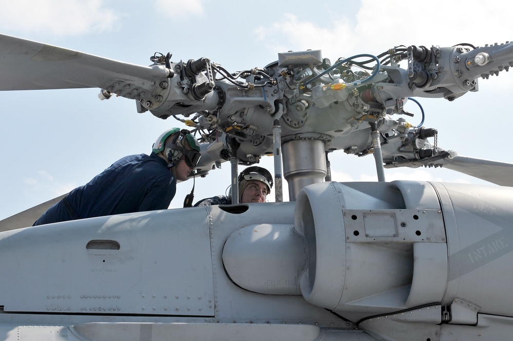 HSM 37 helo departs Hawaii for deployment