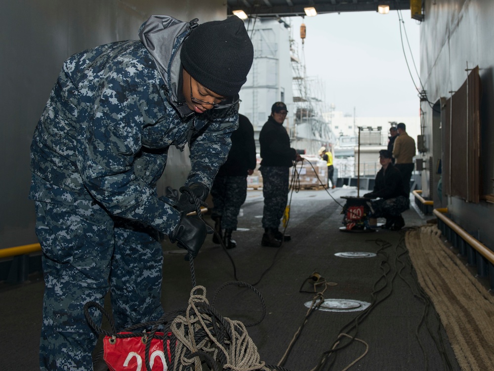 USS Germantown sailors prep line