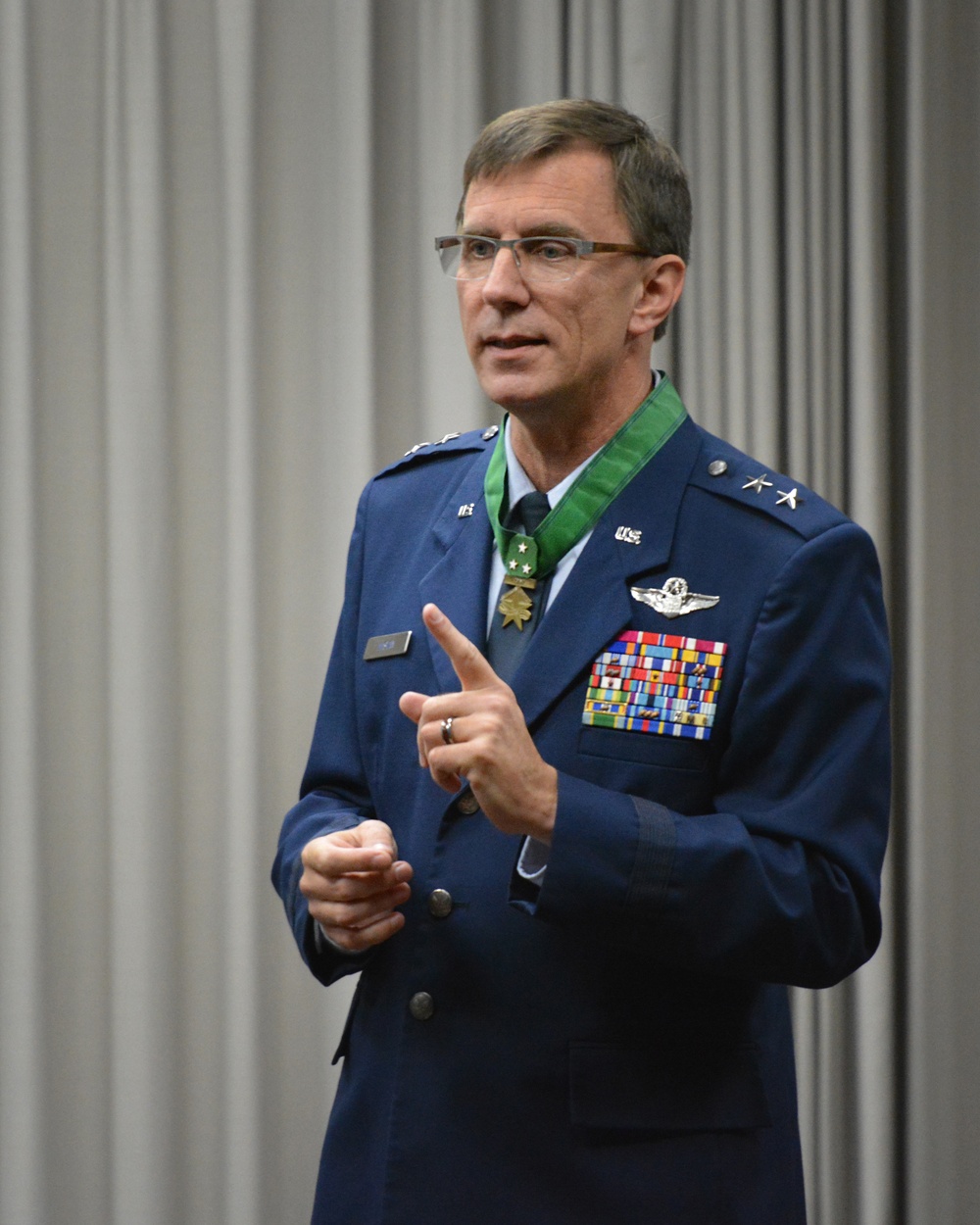 Texas ANG welcomes new commander, salutes outgoing commander