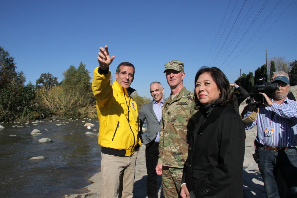 Corps announces interim risk reduction measures on LA River