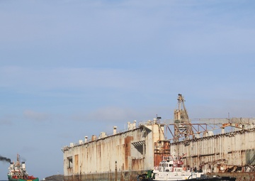 Dry Dock ‘Richland’ removed from Naval Base Guam after 48 years