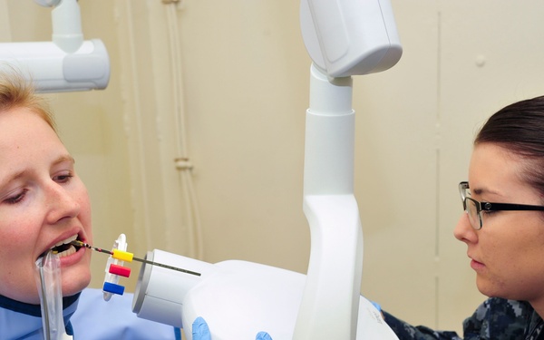 Ford's dental department gets first X-ray machines