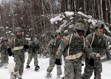 USARAK soldiers tackle Winter Games