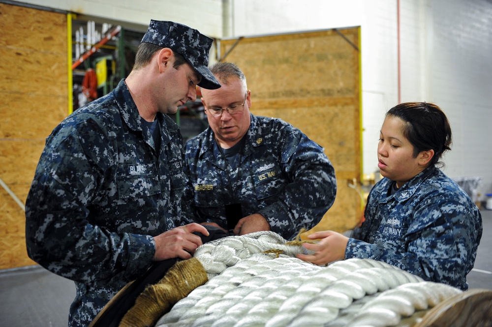 USS Abraham Lincoln operations