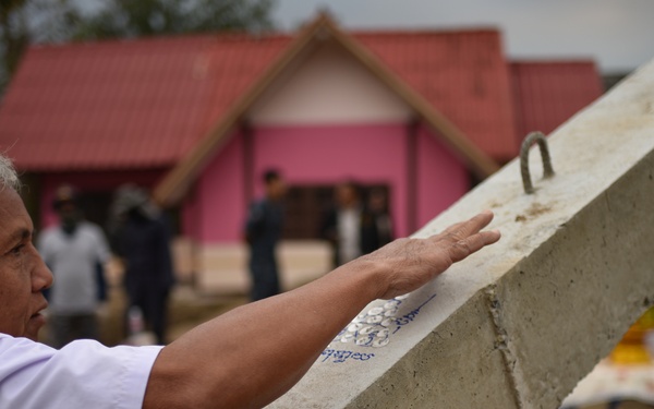 Cobra Gold 2016 Pillar Dedication Ceremony: Wuat Ban Mak School