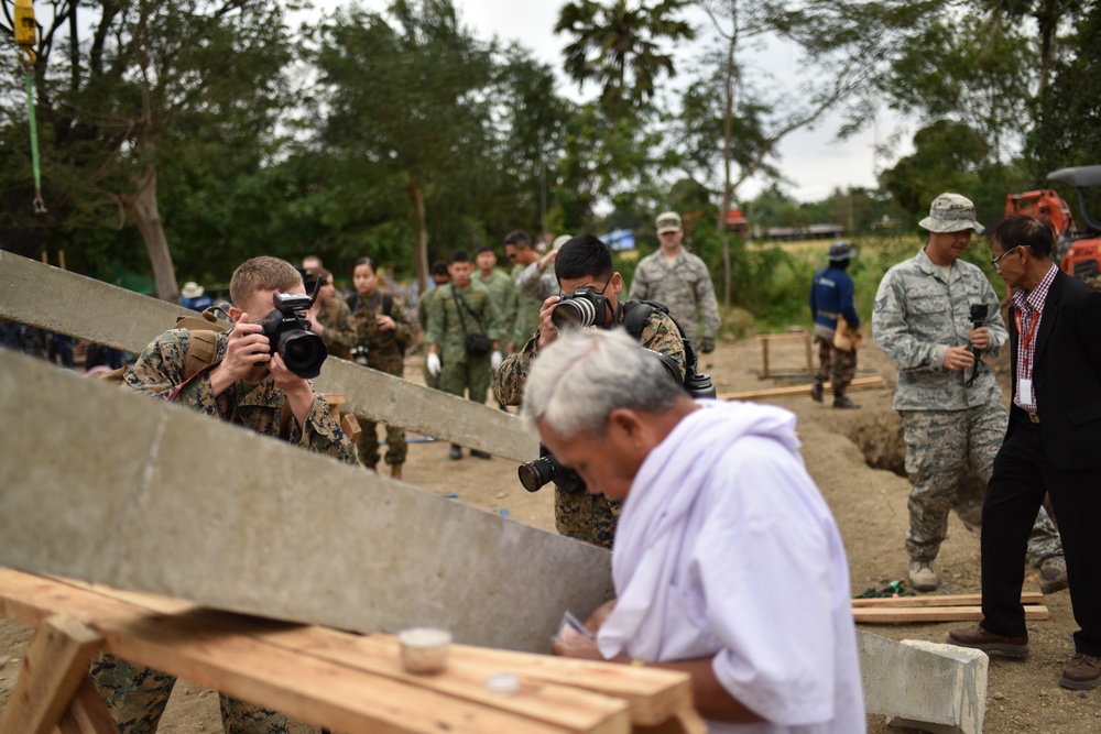 Cobra Gold 2016 Pillar Dedication Ceremony: Wuat Ban Mak School
