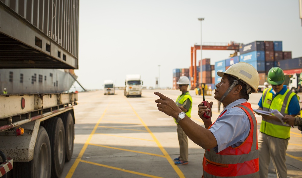 U.S. Service Members Unload Supplies at Laem Chabang International Terminal