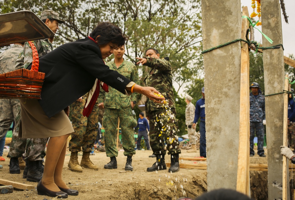Cobra Gold 2016 Pillar Dedication Ceremony: Wuat Ban Mak School