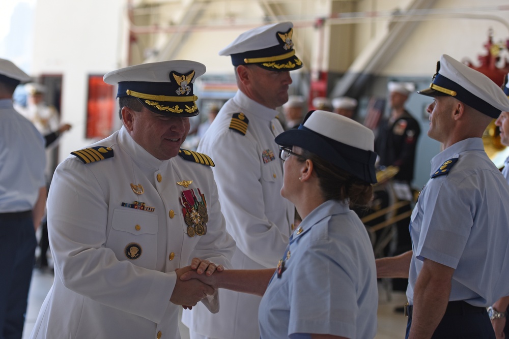 Coast Guard Sector San Diego holds change of command ceremony