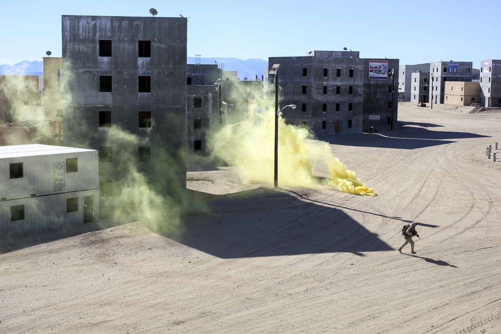 3/3 conducts urban terrain assaults