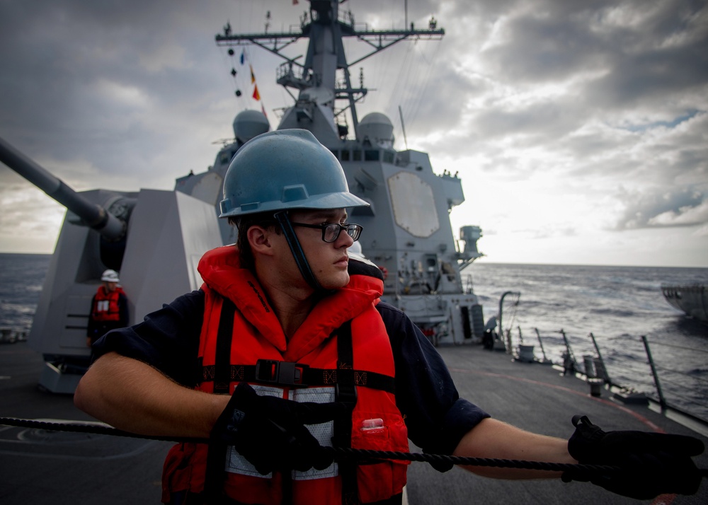 USS Chung-Hoon replenishment at sea