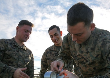 Combat engineers teach infantrymen breaching tactics