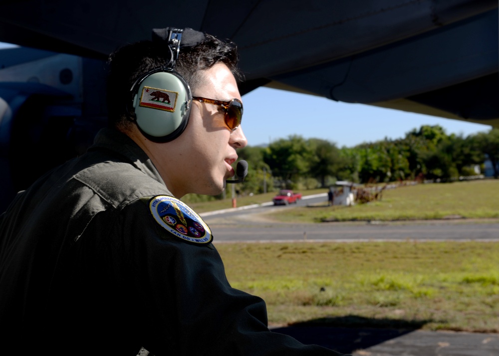 Altus Air Force Base participates in 2016 Ilopango Airshow