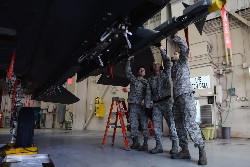 4th AMXS conducts load crew of the year competition