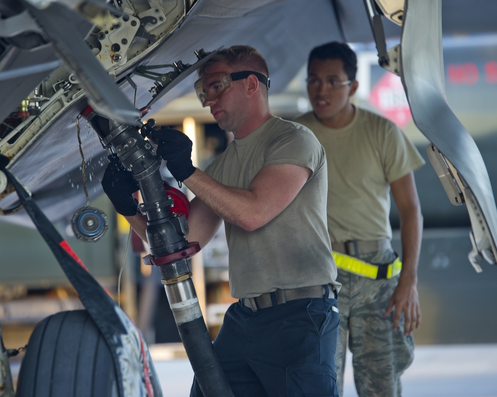 Maintaining success through Total Force Integration at Red Flag 16-1