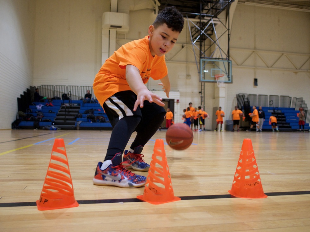 Of hoops and algebra: Youth program teaches more than basketball