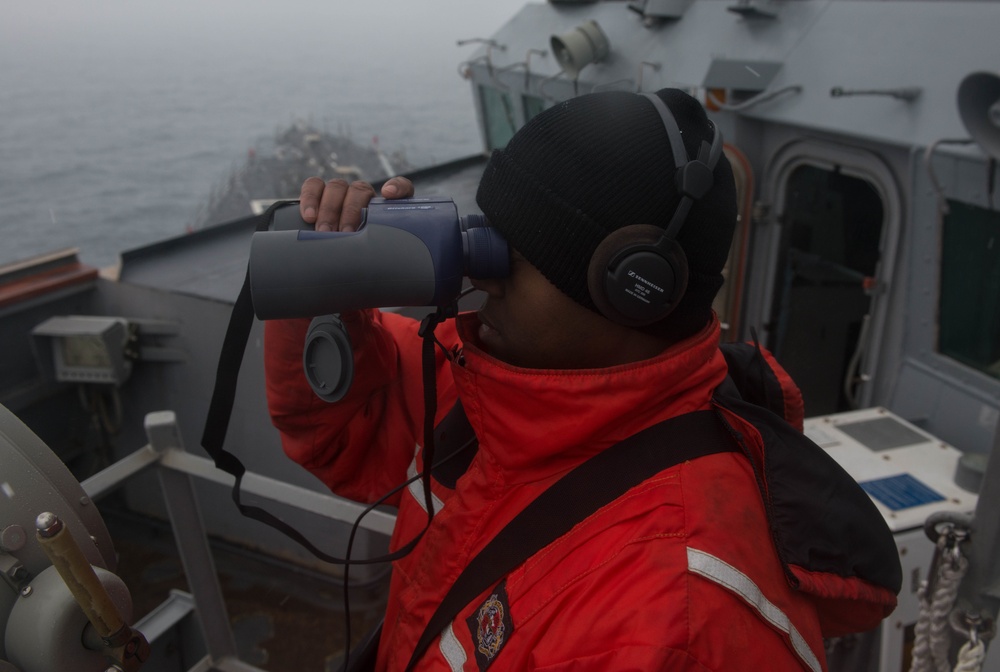 USS Benfold transits Tsugaru Strait