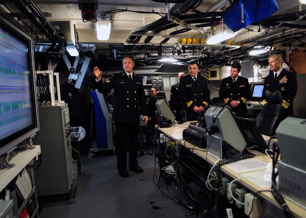 Royal Canadian Navy ship HMCS Winnipeg tour