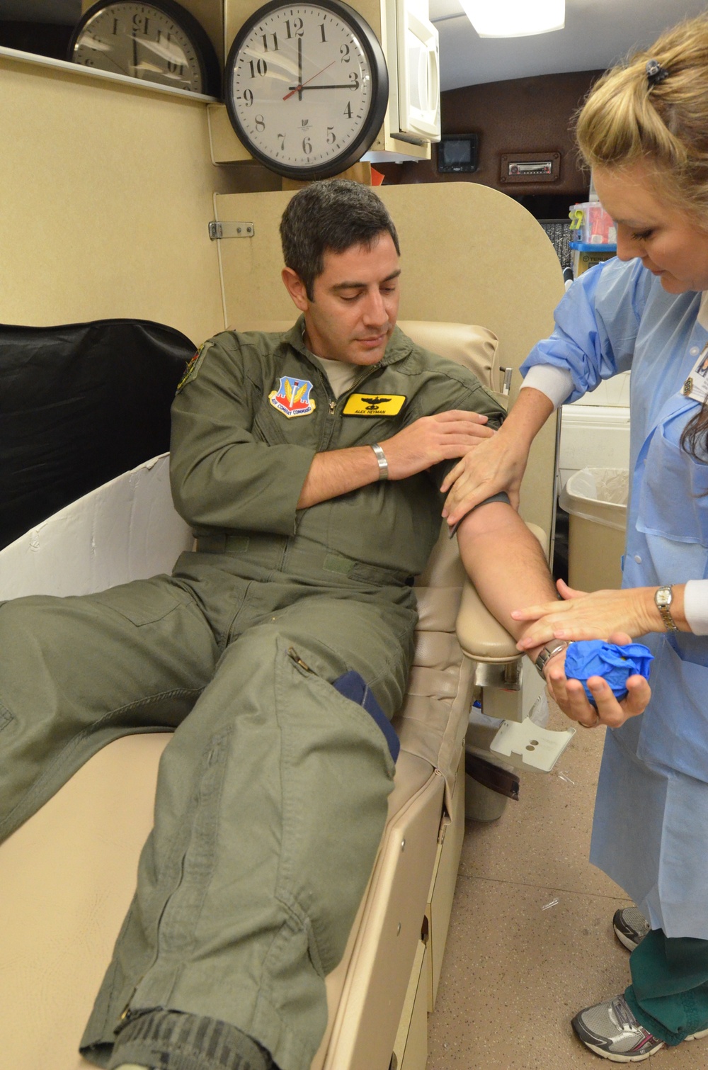Airmen from 9th ASOS host blood drive