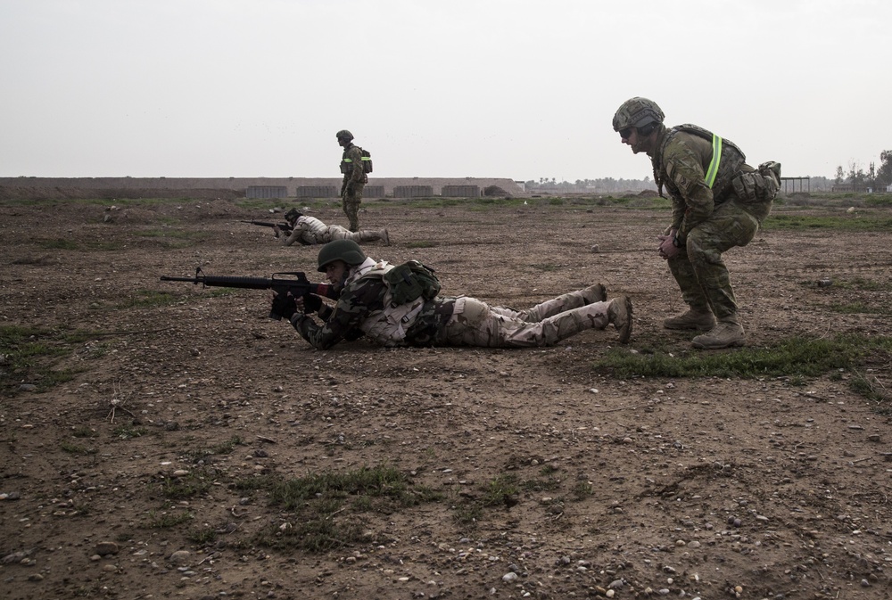 Iraqi soldiers with Nineveh Operations Command conduct live fire range