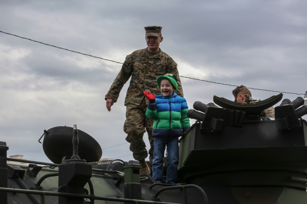 2nd Marine Division honored, community thanked for 75 faithful years