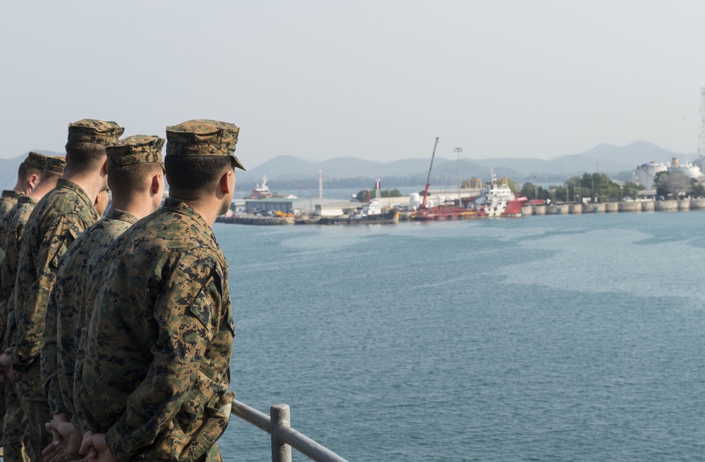 USS Ashland arrives in Thailand
