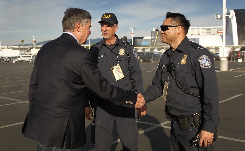 Commissioner Kerlikowske visits CBP Super Bowl Ops