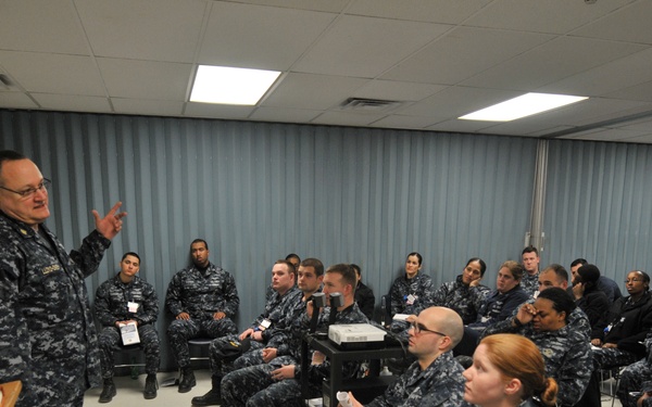 Force Master Chief William Lloyd-Owens visits USS Abraham Lincoln