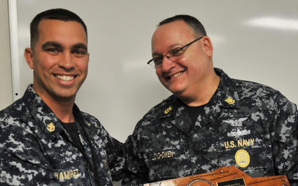 Force Master Chief William Lloyd-Owens visits USS Abraham Lincoln