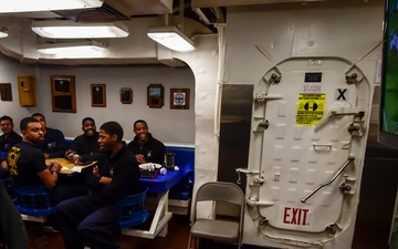 Sailors watch Super Bowl 50