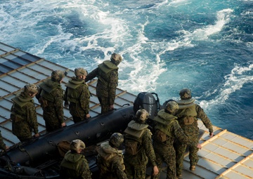 31st MEU Marines practice launch and recover operations