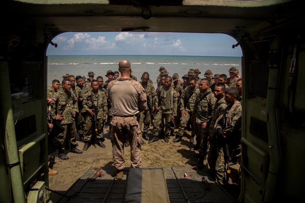 Amphibious Assault Vehicle classes