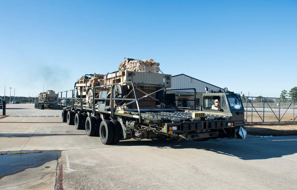 Army, Air Force participate in JOAX 16-5 Large Package Week