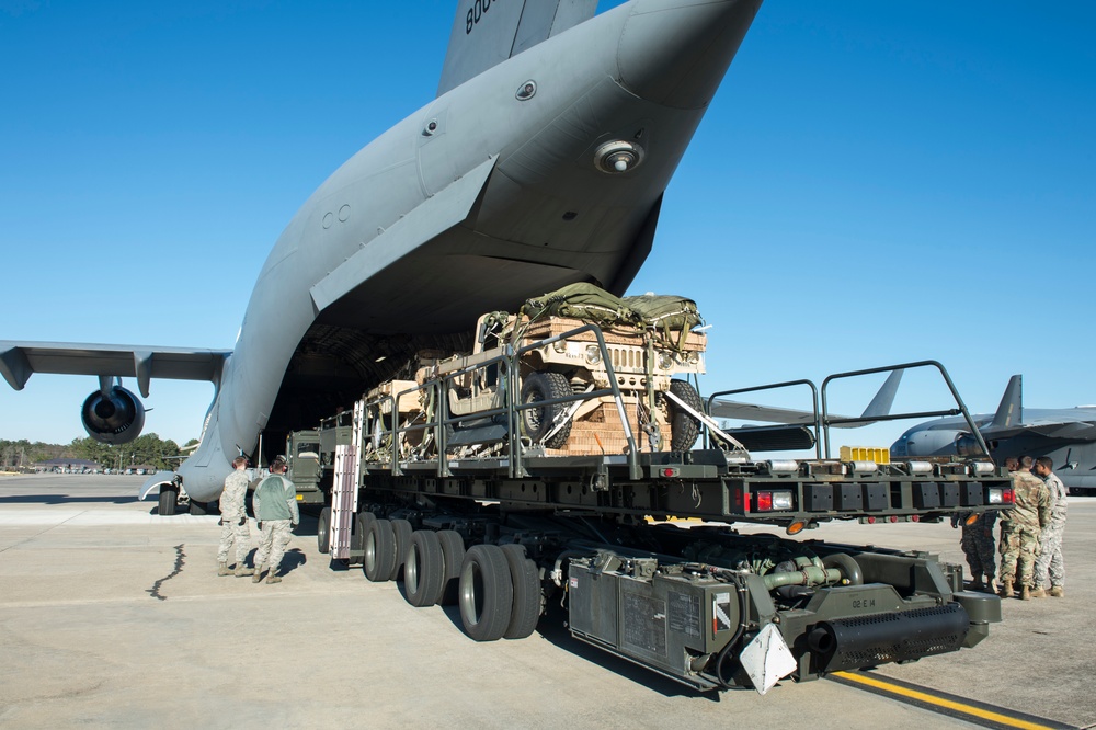 Army, Air Force participate in JOAX 16-5 Large Package Week